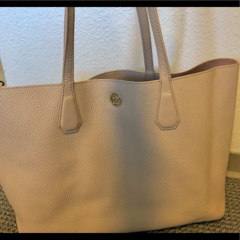 tory burch perry tote (color: pink moon)
